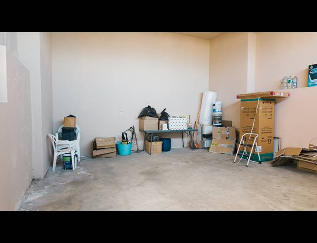 3 BEDROOM FREEHOLD FOR SALE IN MONTFORD
